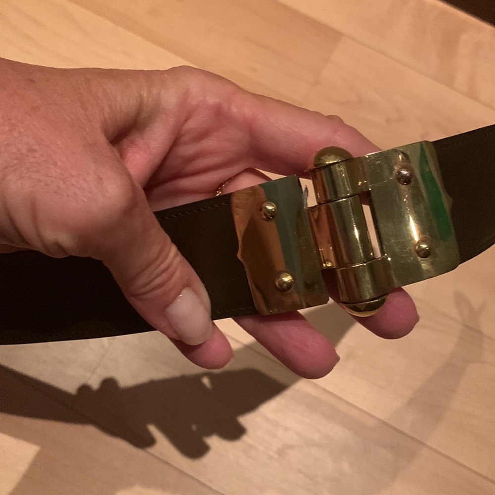 Hermes Brown Leather Belt with Gold Buckle - Picture 3 of 9